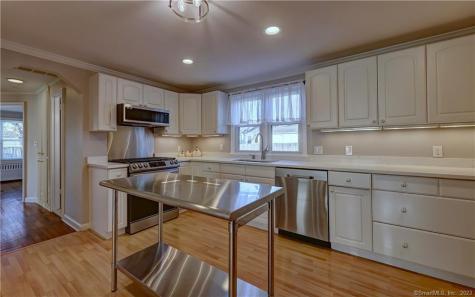 22 Usher Street Milford CT 06460