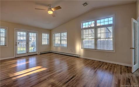 22 Usher Street Milford CT 06460