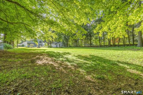 84 New Road Avon CT 06001