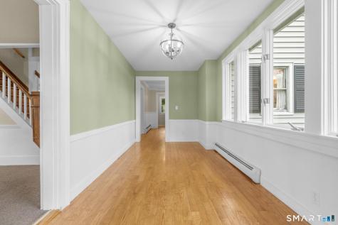 84 New Road Avon CT 06001
