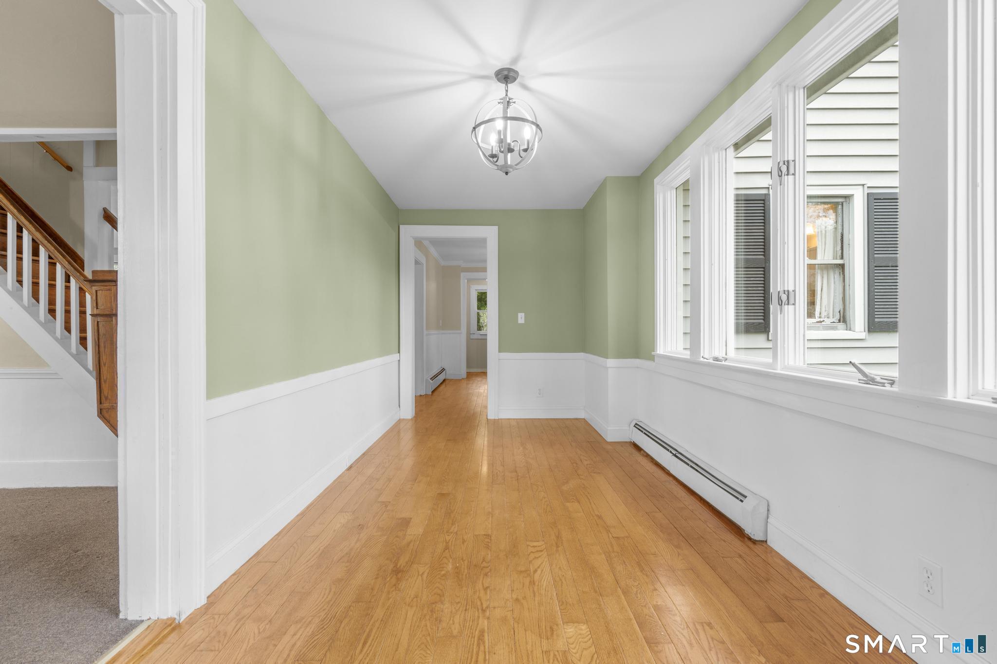 84 New Road Avon CT 06001