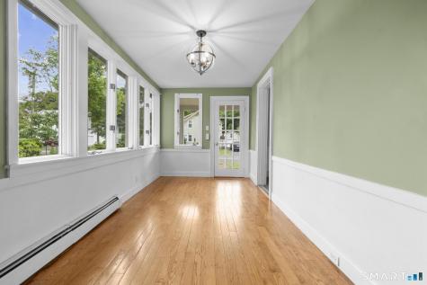 84 New Road Avon CT 06001