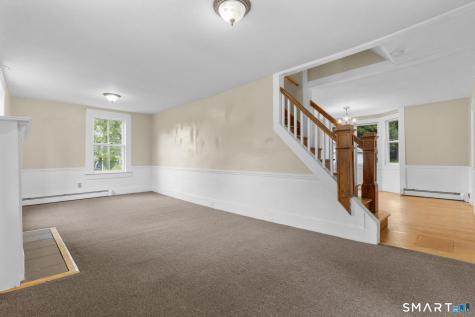 84 New Road Avon CT 06001