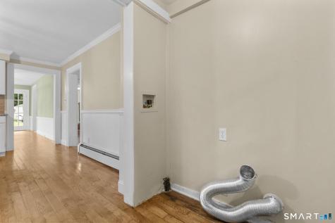 84 New Road Avon CT 06001
