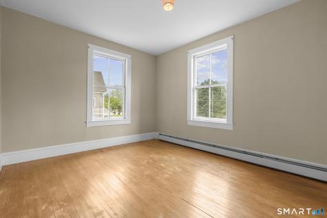 84 New Road Avon CT 06001