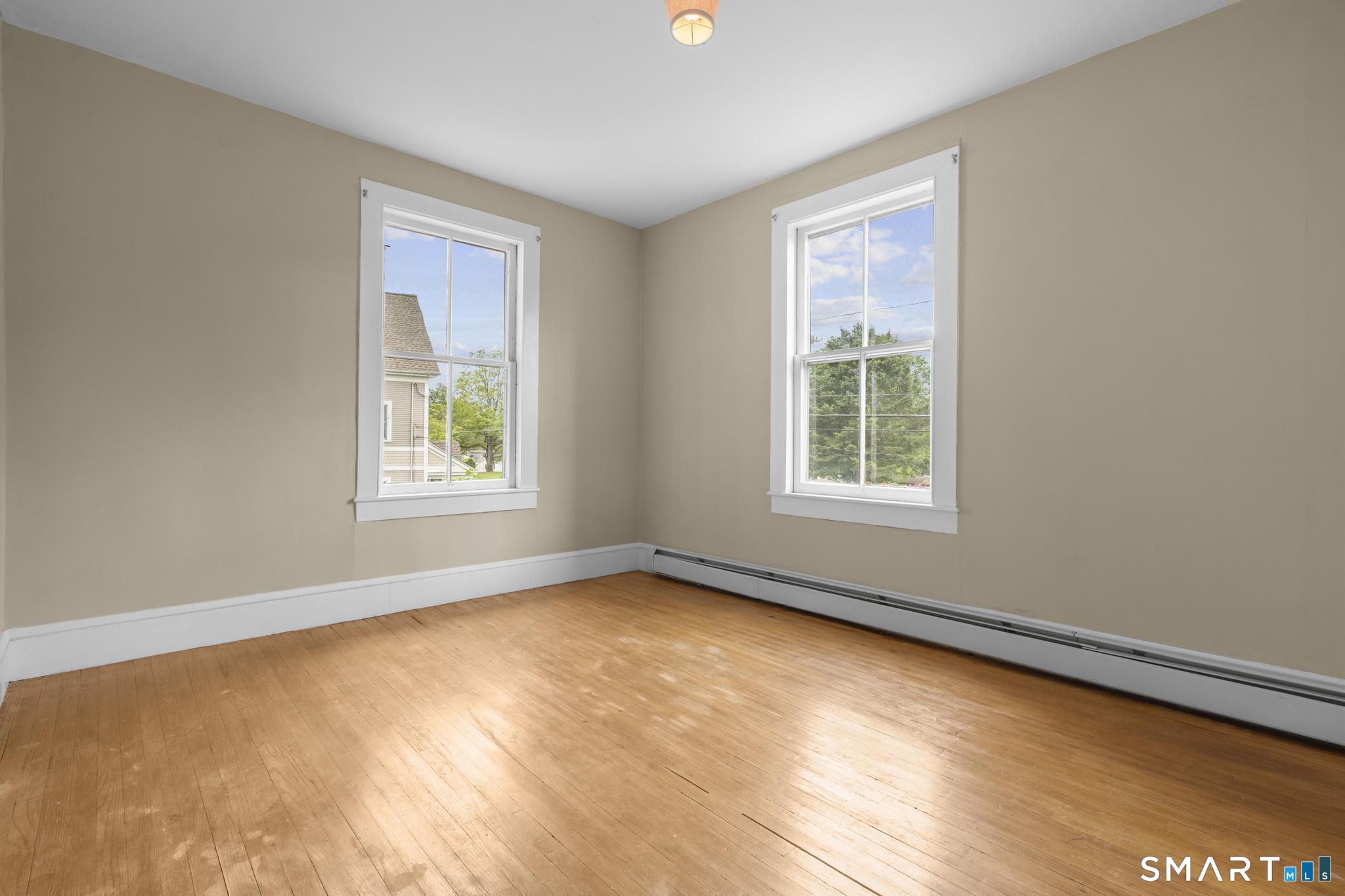 84 New Road Avon CT 06001