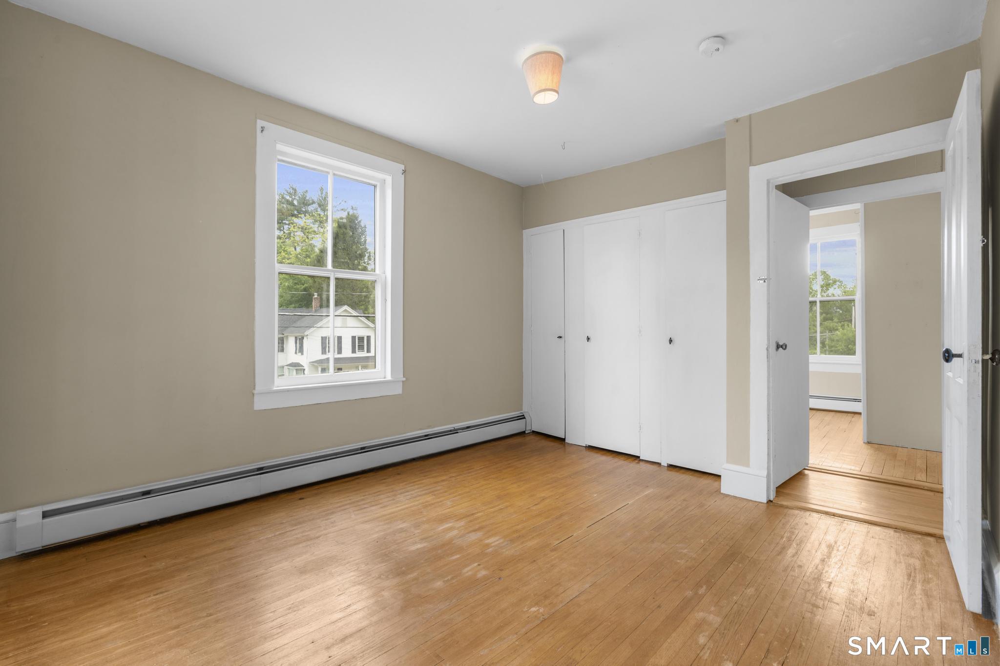84 New Road Avon CT 06001