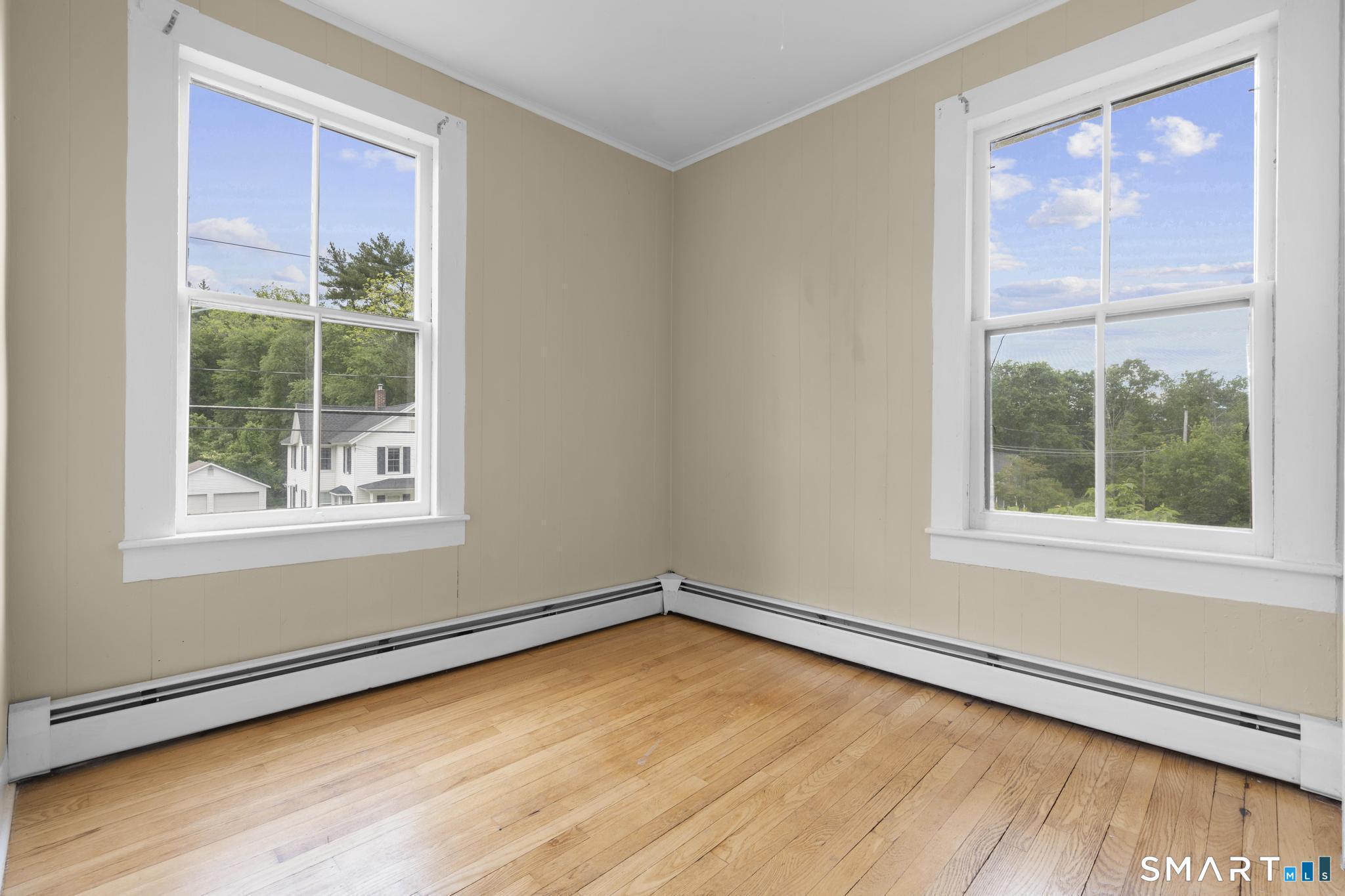84 New Road Avon CT 06001
