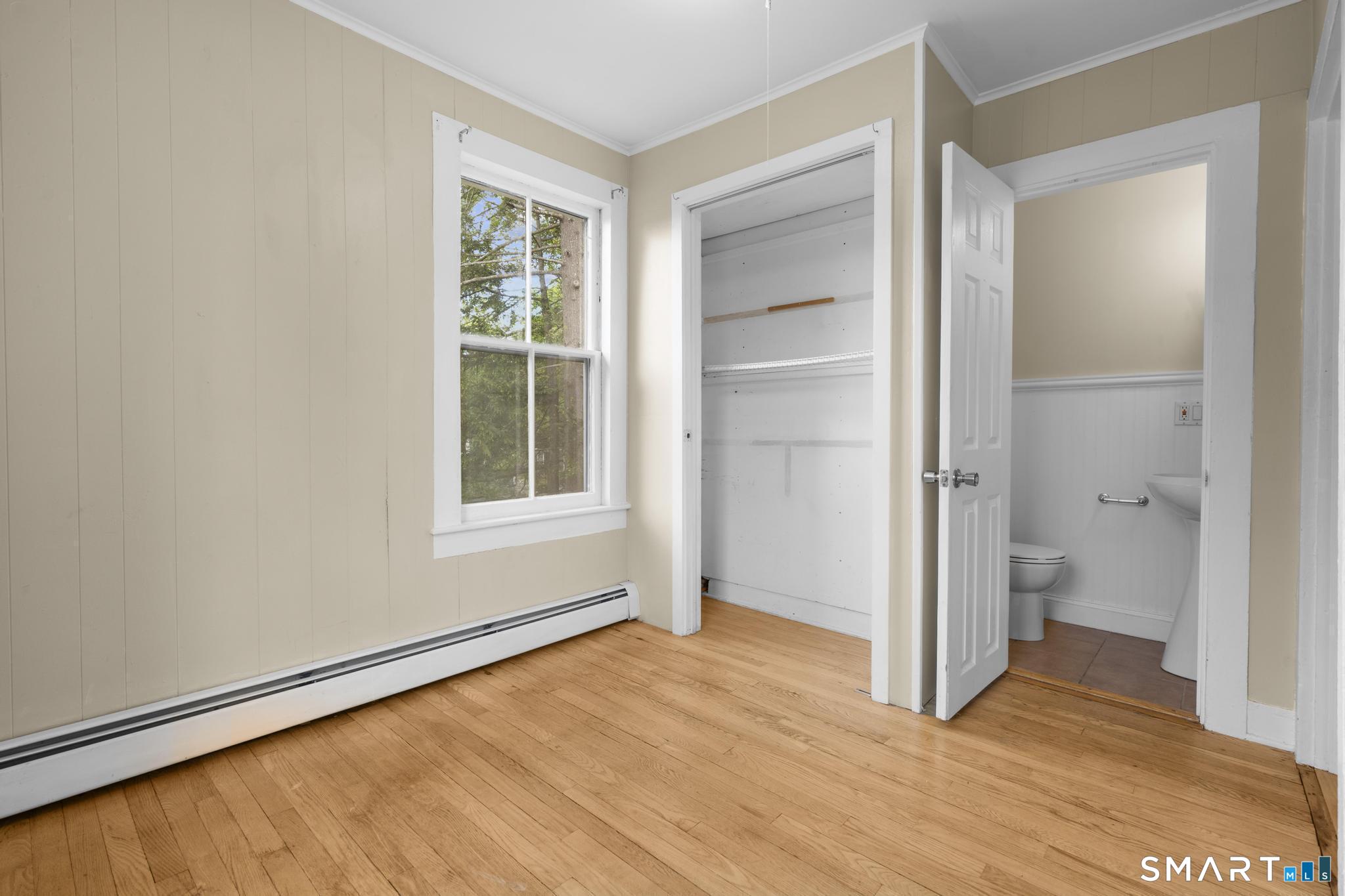 84 New Road Avon CT 06001