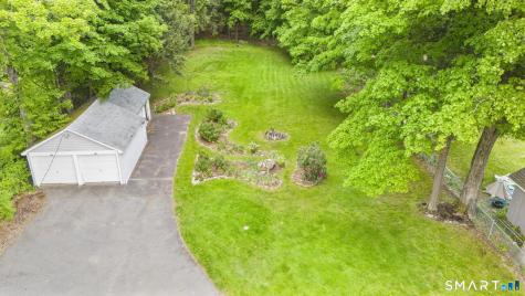 84 New Road Avon CT 06001