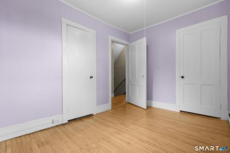 84 New Road Avon CT 06001