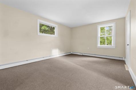 84 New Road Avon CT 06001