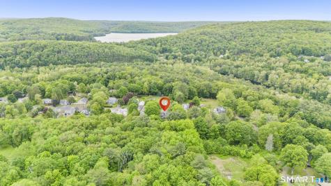 84 New Road Avon CT 06001