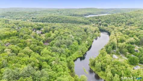 84 New Road Avon CT 06001