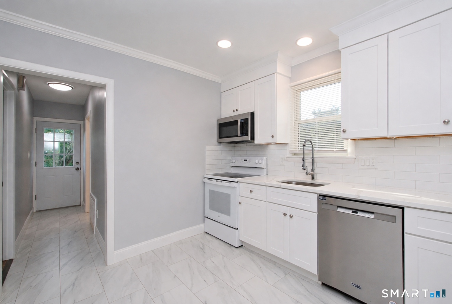 16 Fowler Street Stamford CT 06905