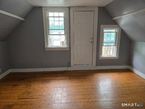 128 Central Avenue Waterbury CT 06702