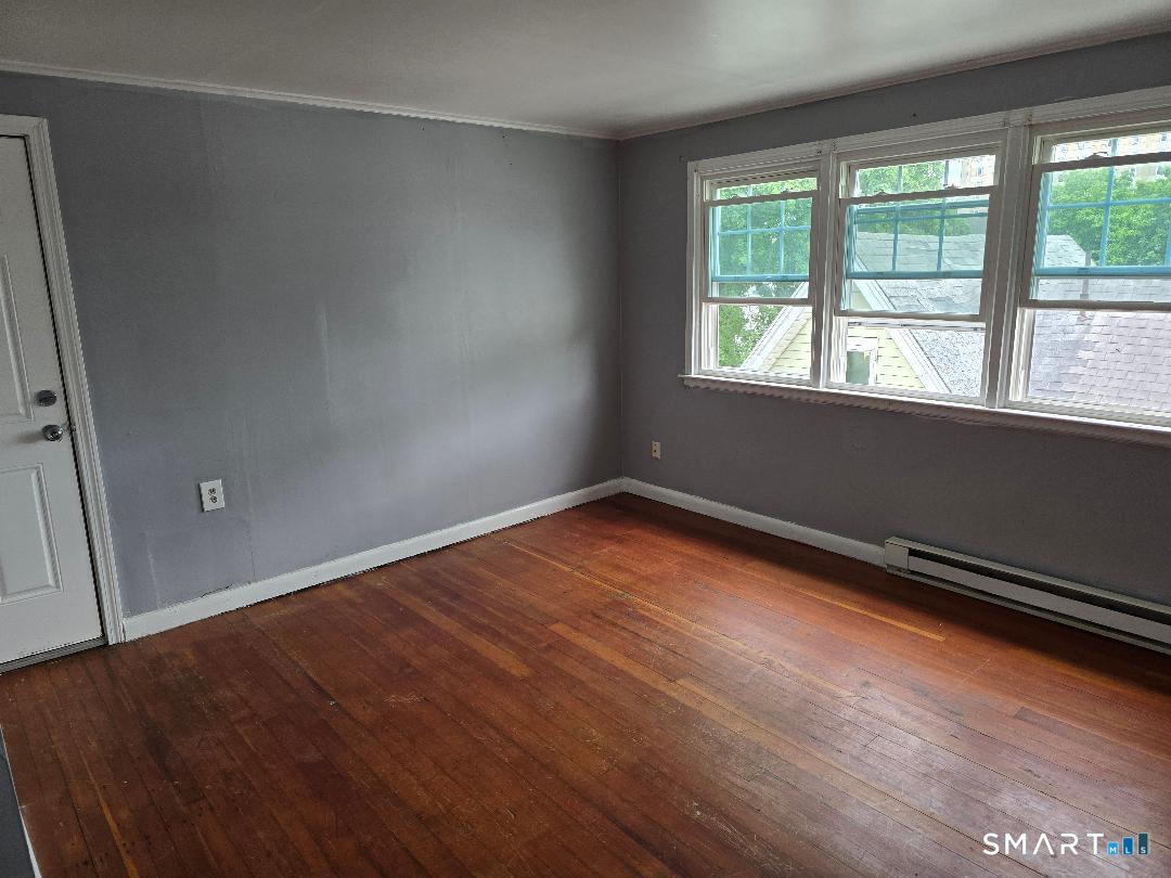 128 Central Avenue Waterbury CT 06702