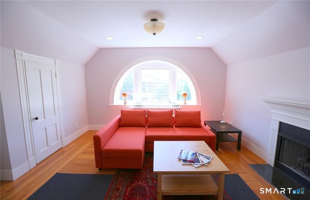 392 Orange Street New Haven CT 06511