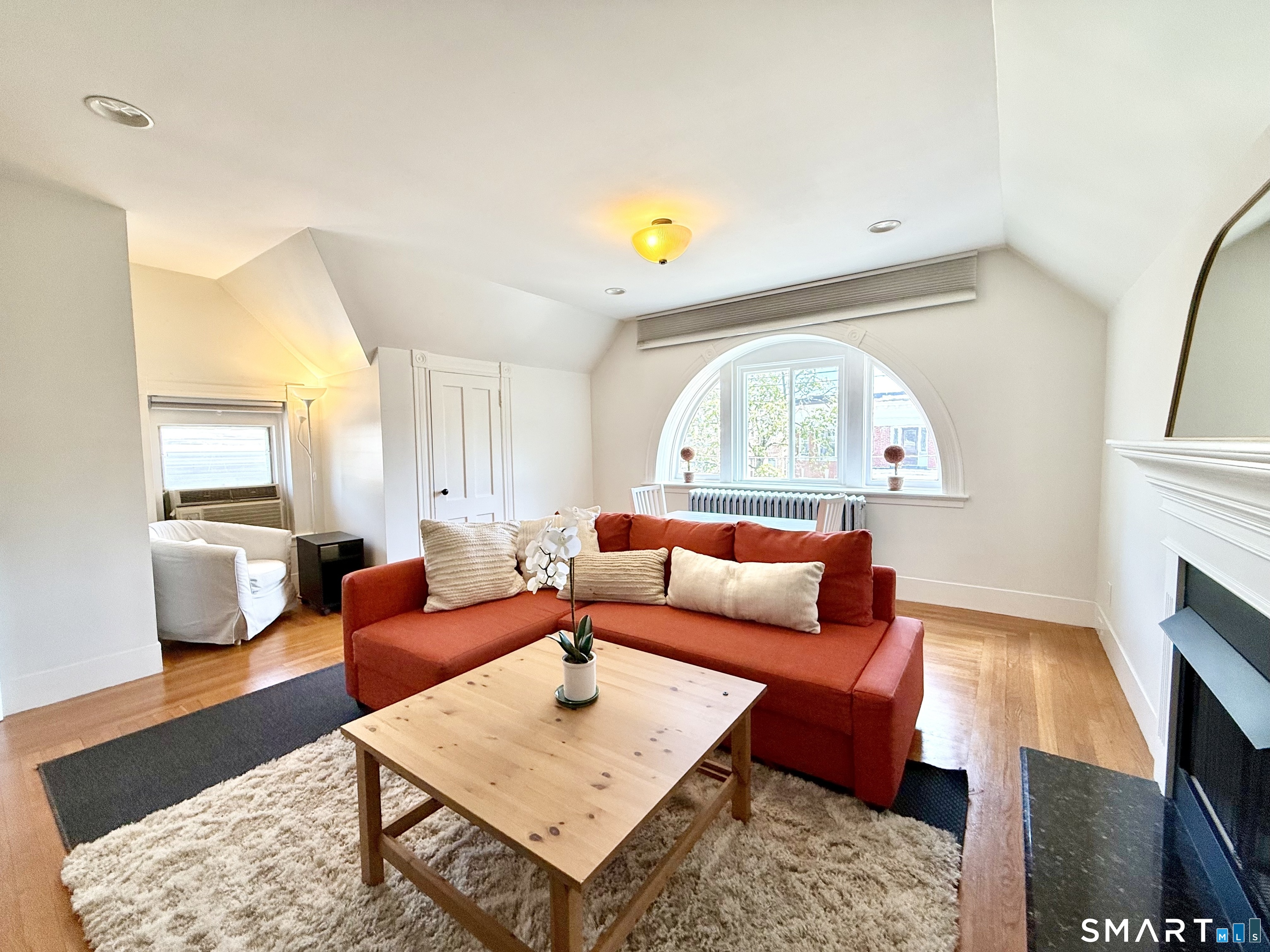 392 Orange Street New Haven CT 06511