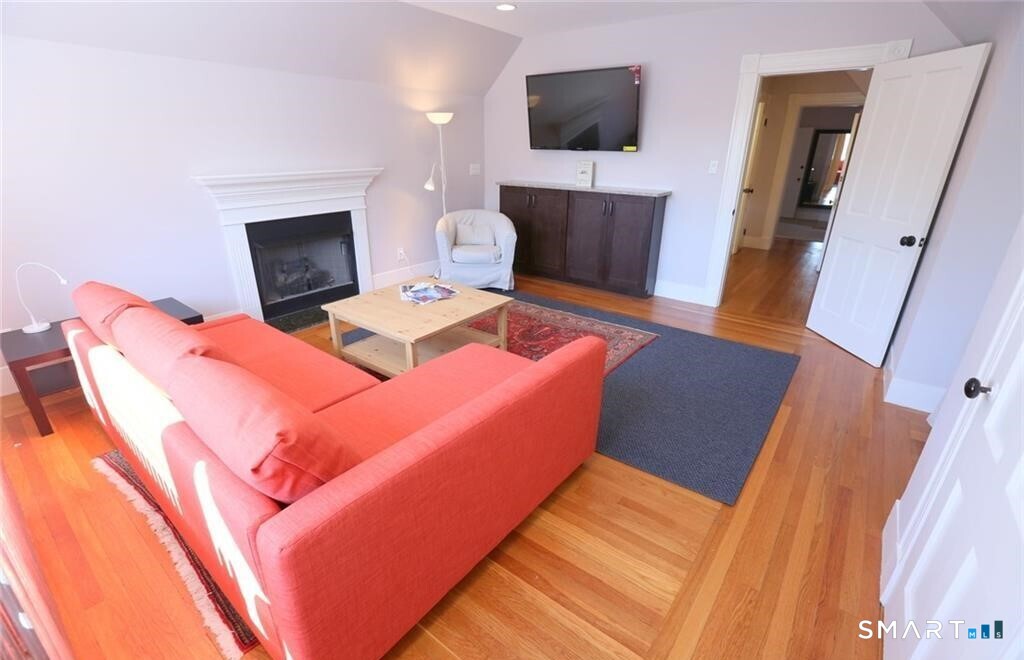 392 Orange Street New Haven CT 06511