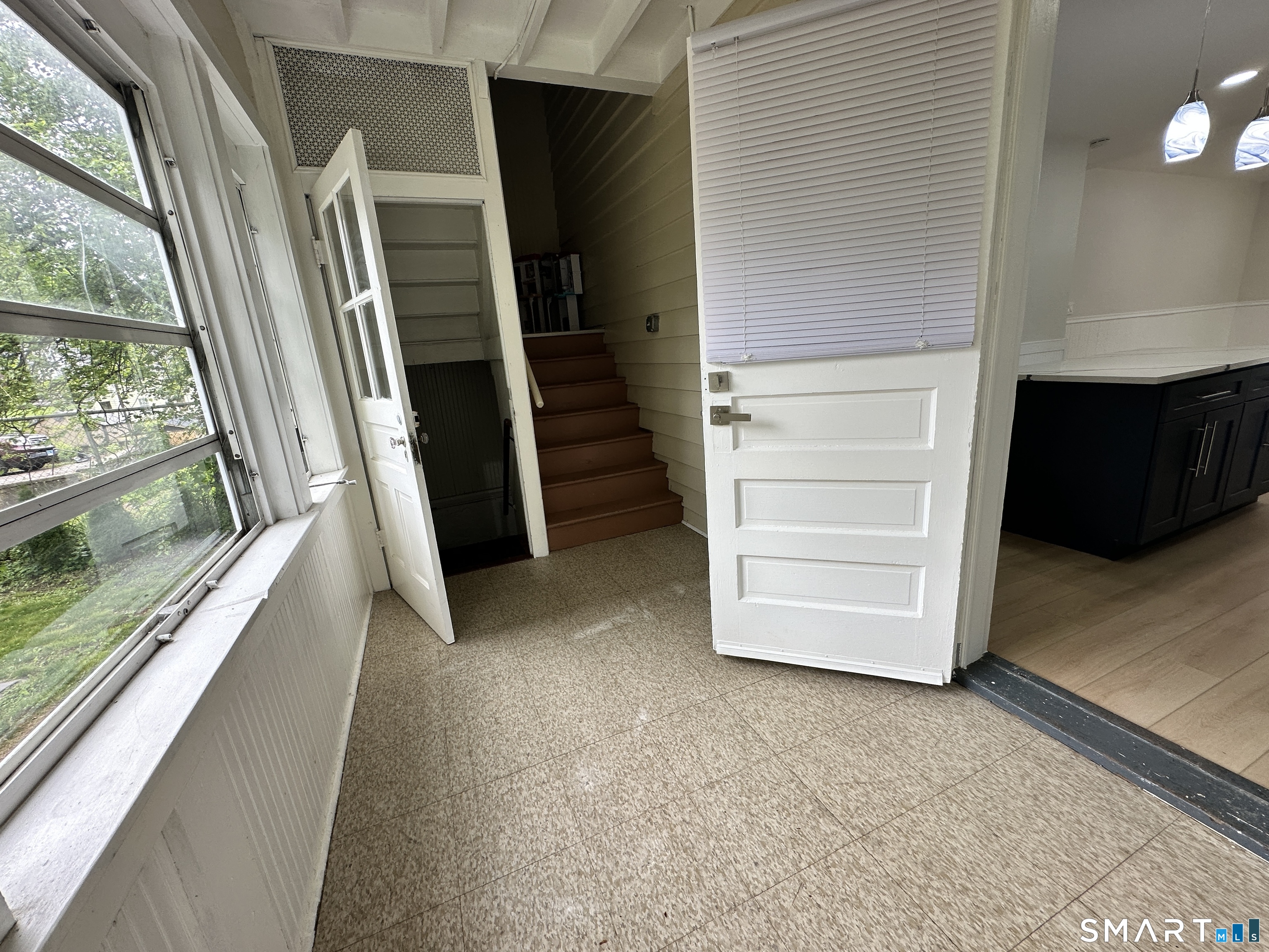 332 Robbins Street Waterbury CT 06708