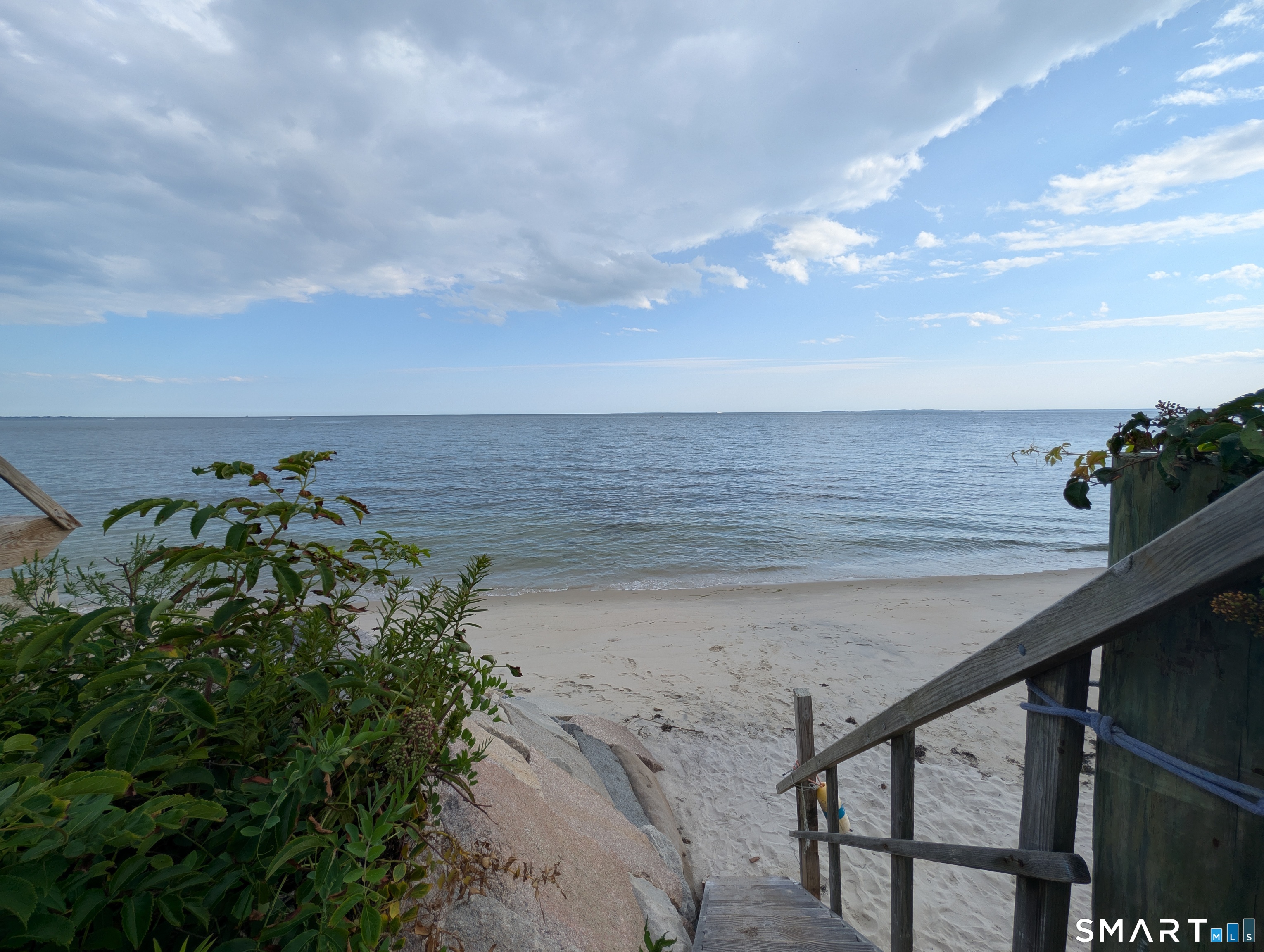 10 Shore Road Waterford CT 06385