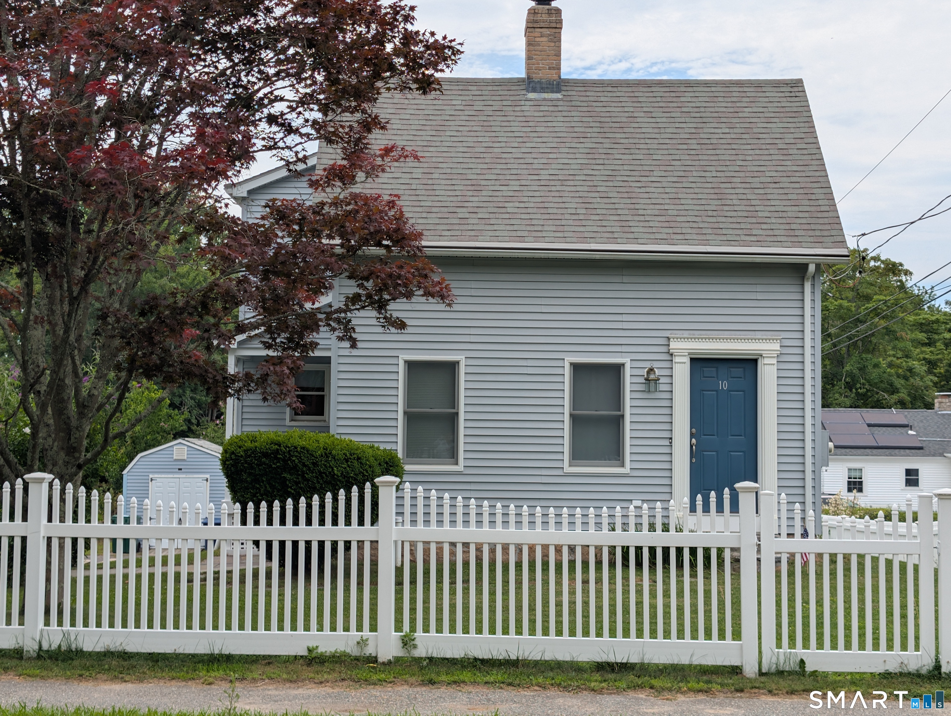 10 Shore Road Waterford CT 06385