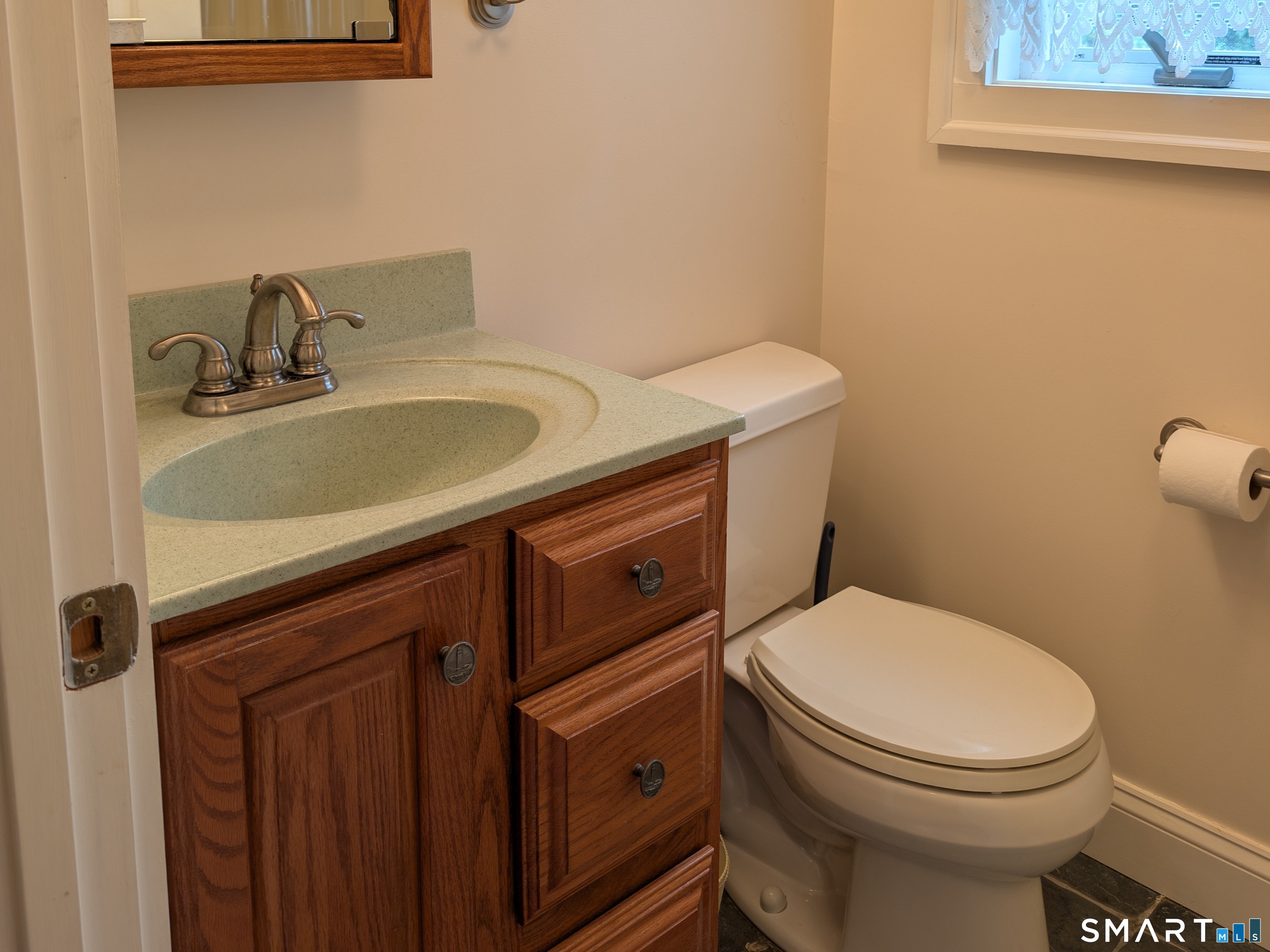 10 Shore Road Waterford CT 06385