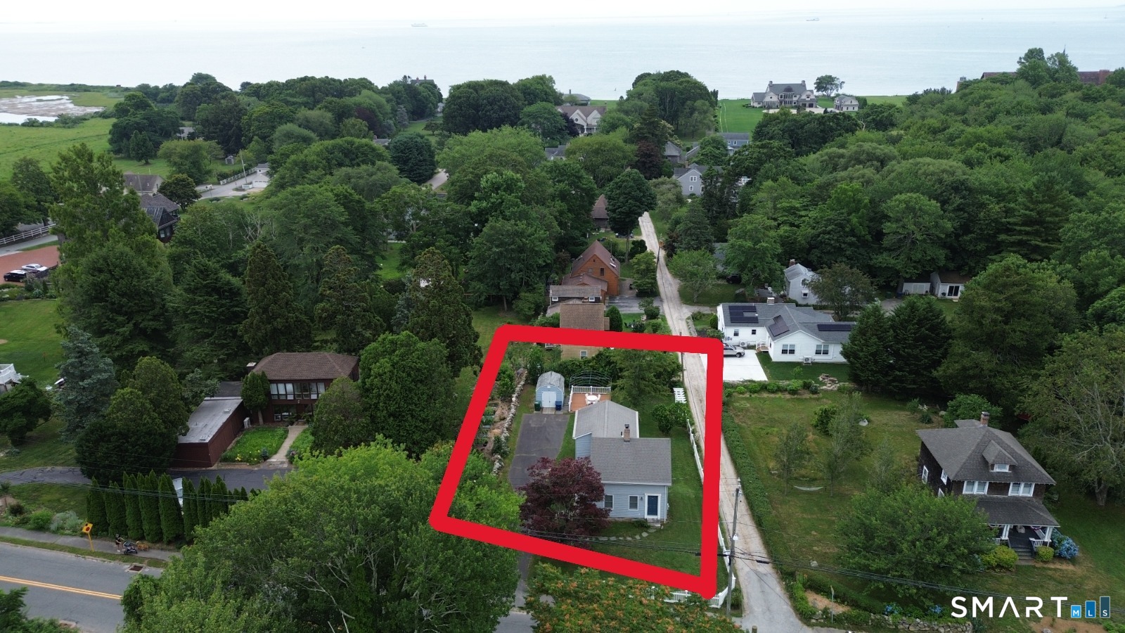 10 Shore Road Waterford CT 06385