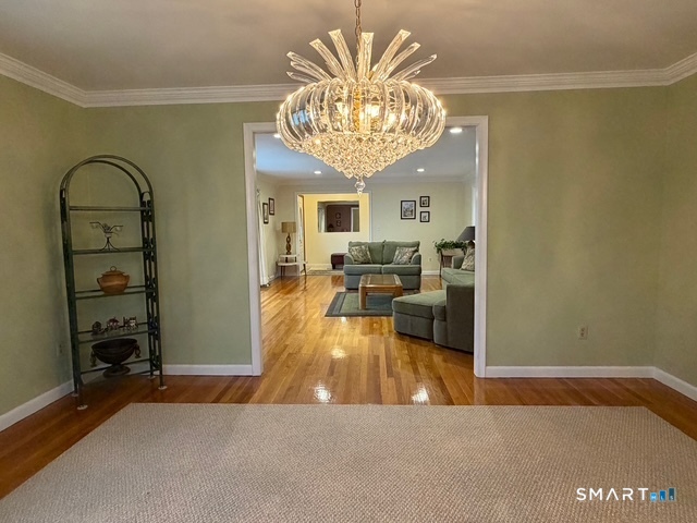 16 Clearview Drive Woodbridge CT 06525