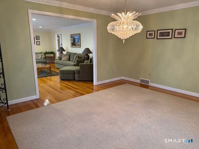 16 Clearview Drive Woodbridge CT 06525