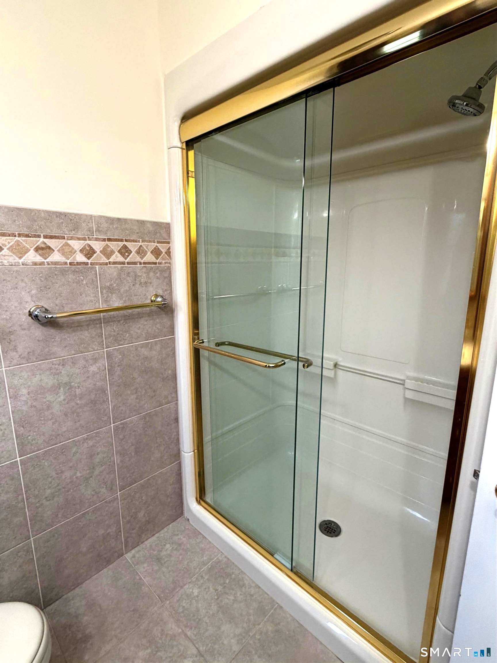 16 Clearview Drive Woodbridge CT 06525