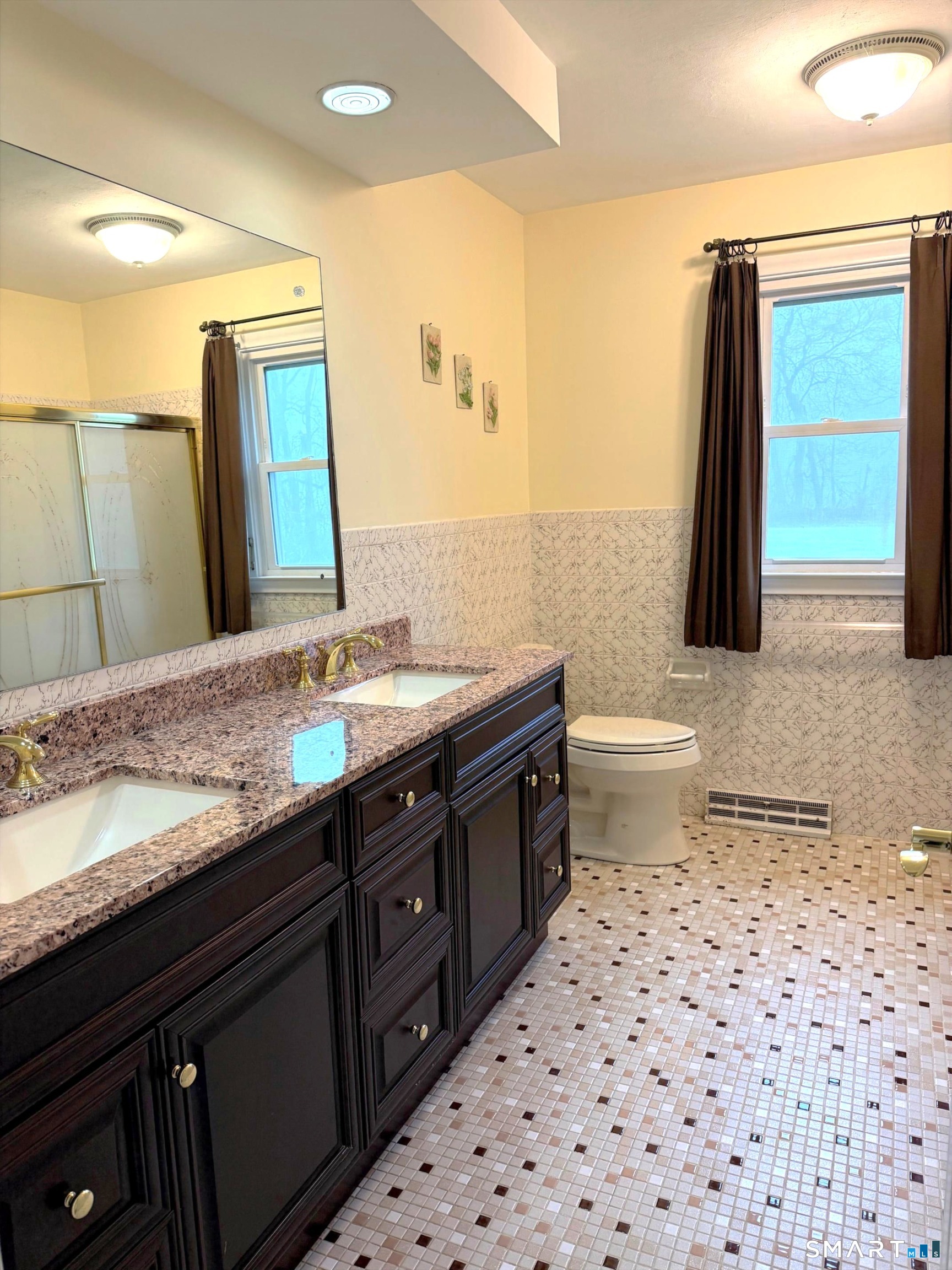 16 Clearview Drive Woodbridge CT 06525