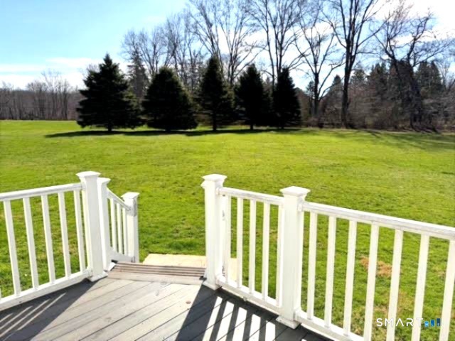 16 Clearview Drive Woodbridge CT 06525