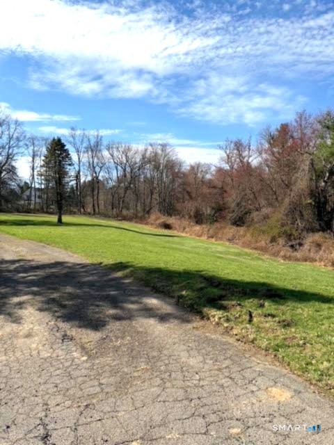 16 Clearview Drive Woodbridge CT 06525
