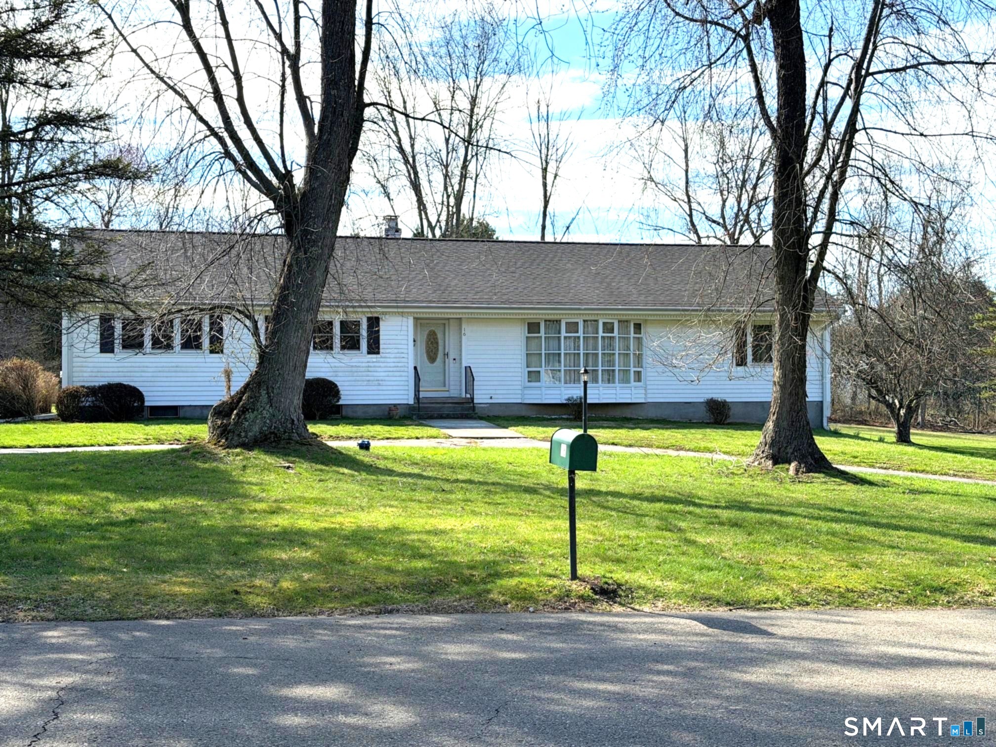 16 Clearview Drive Woodbridge CT 06525