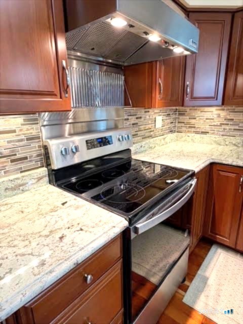 16 Clearview Drive Woodbridge CT 06525