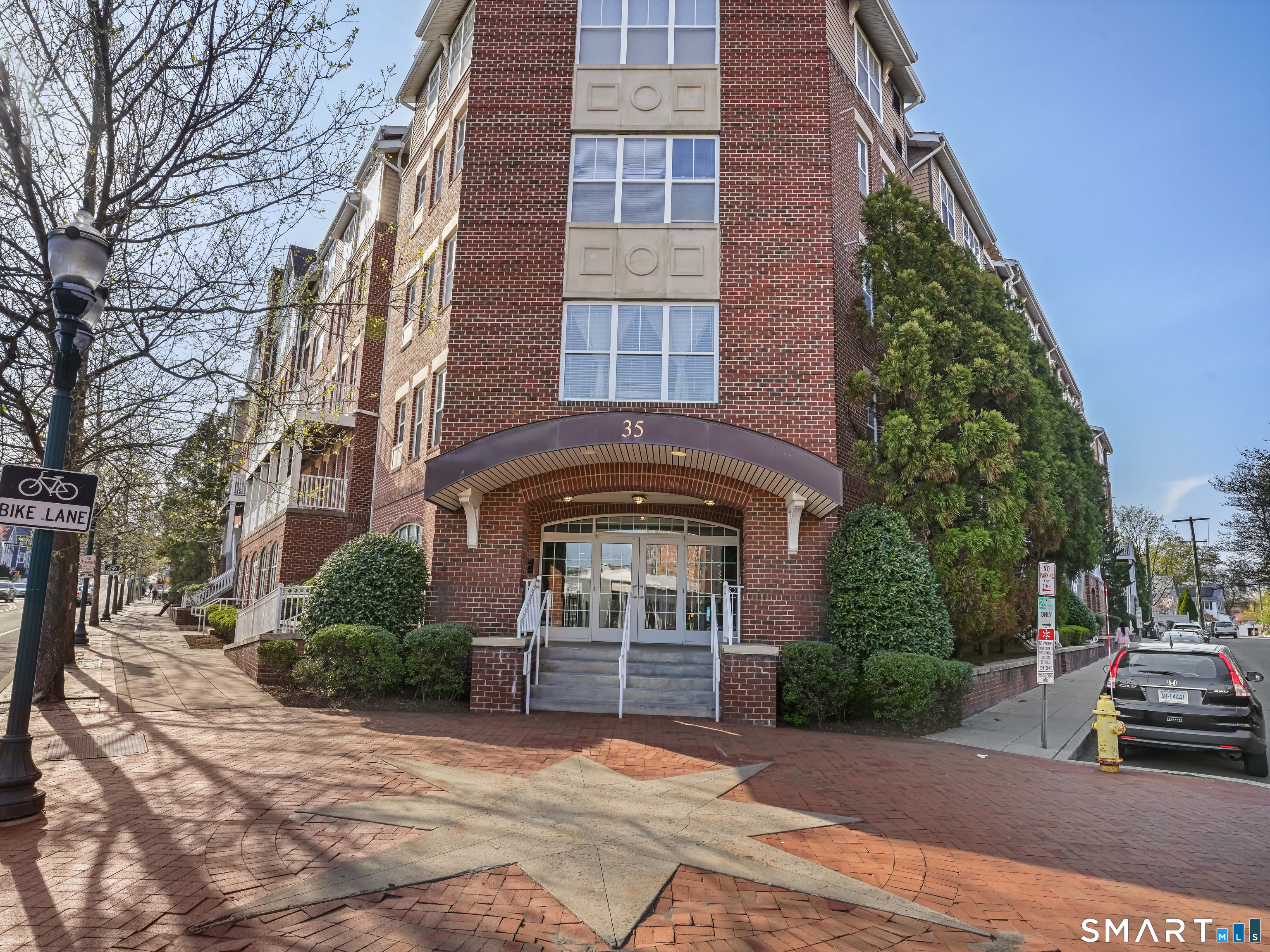 35 West Broad Street Stamford CT 06902