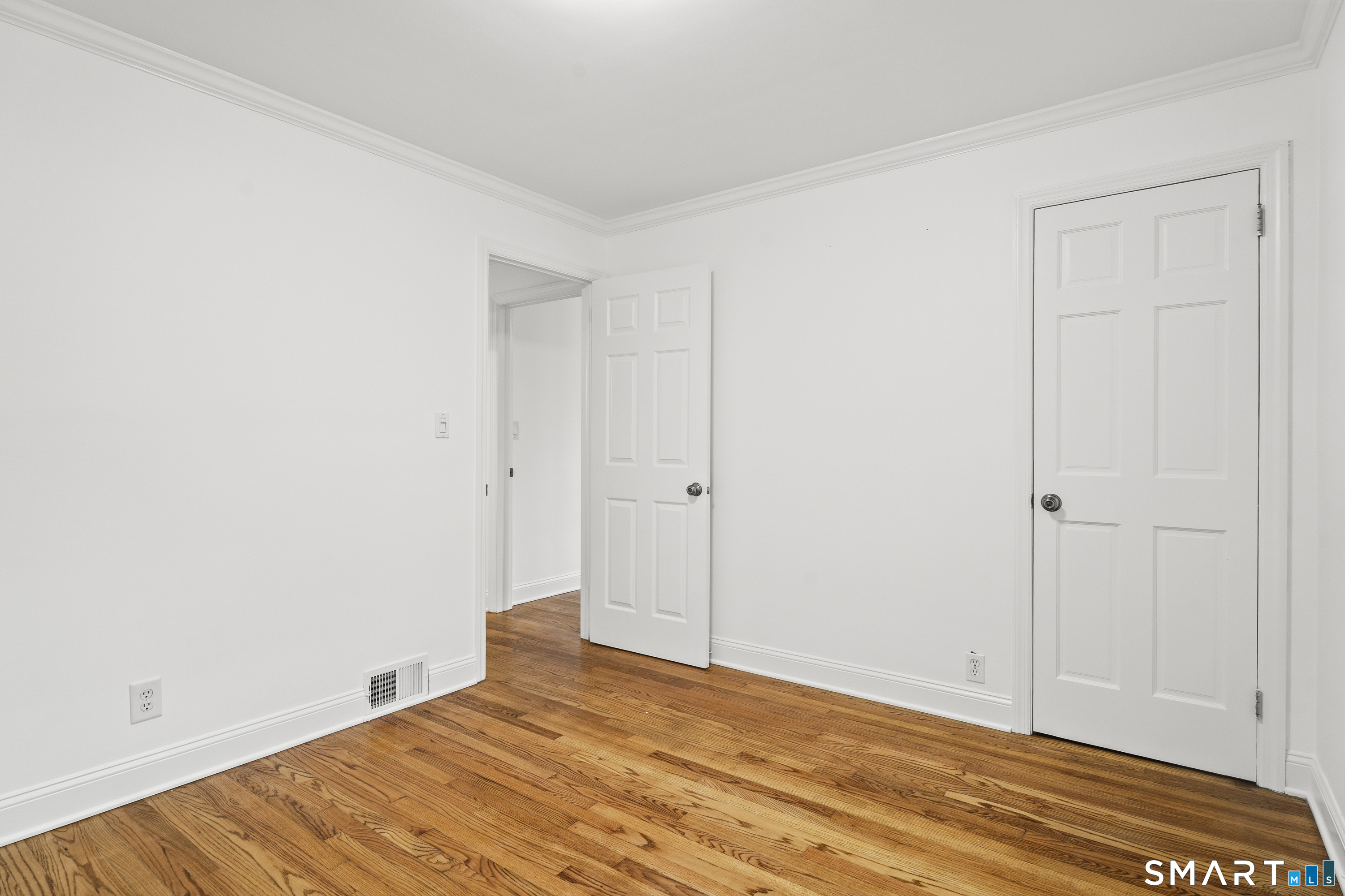 32 Poplar Street Trumbull CT 06611