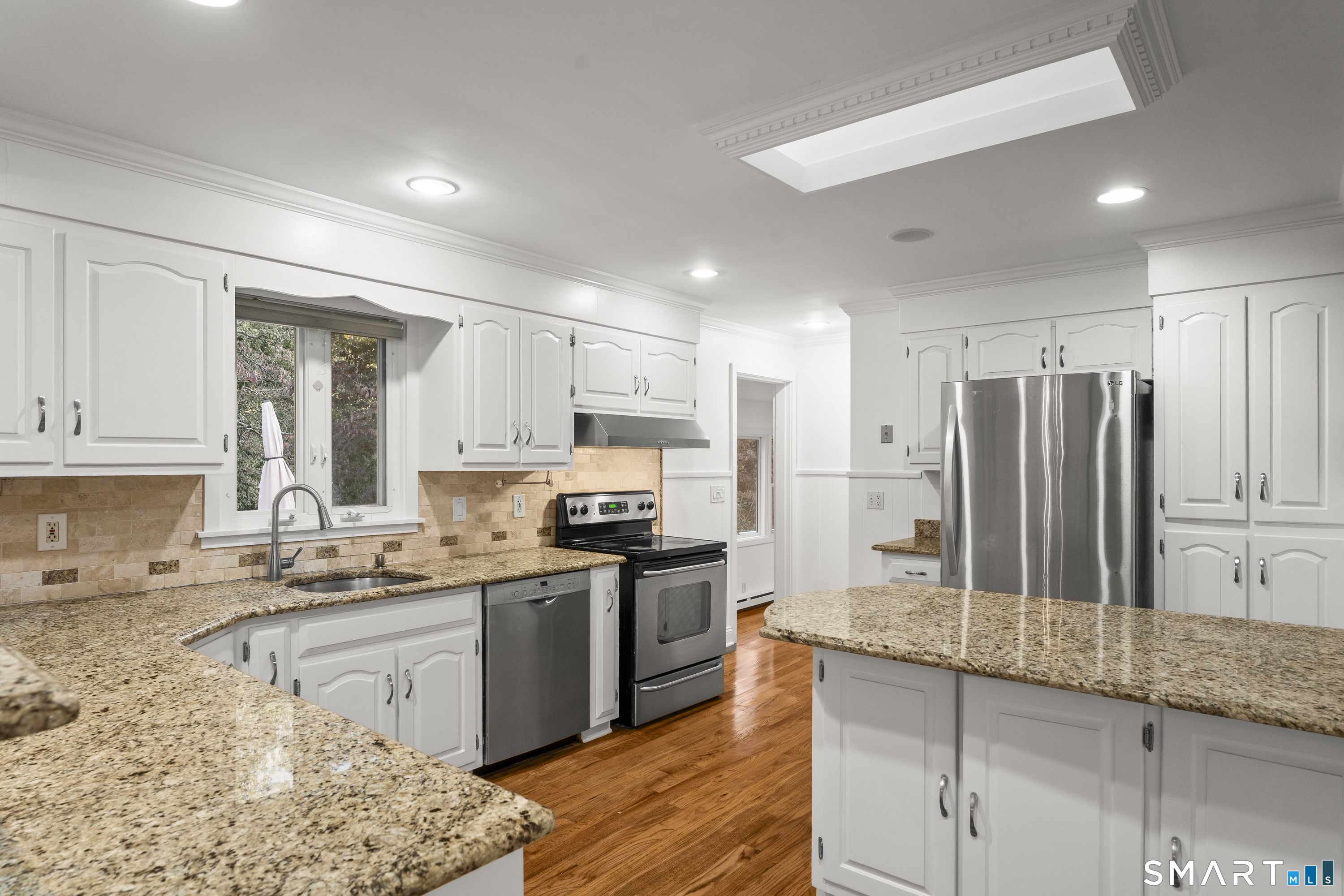 32 Poplar Street Trumbull CT 06611