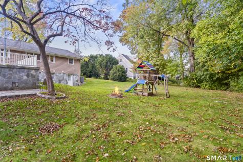 32 Poplar Street Trumbull CT 06611