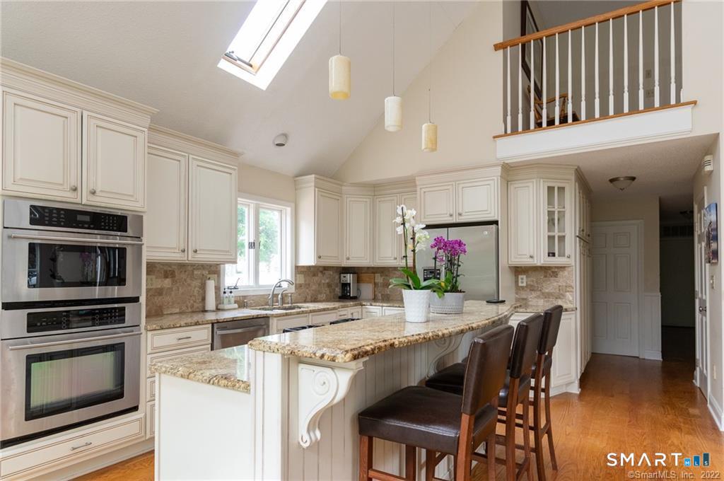 5 Mariners Way Branford CT 06405