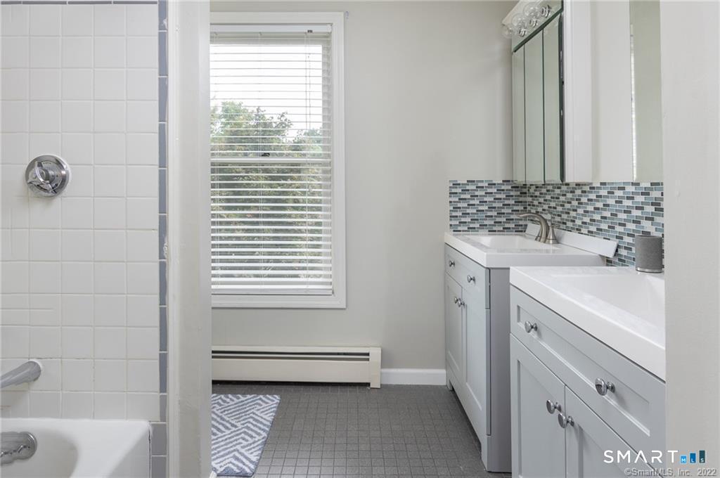 5 Mariners Way Branford CT 06405