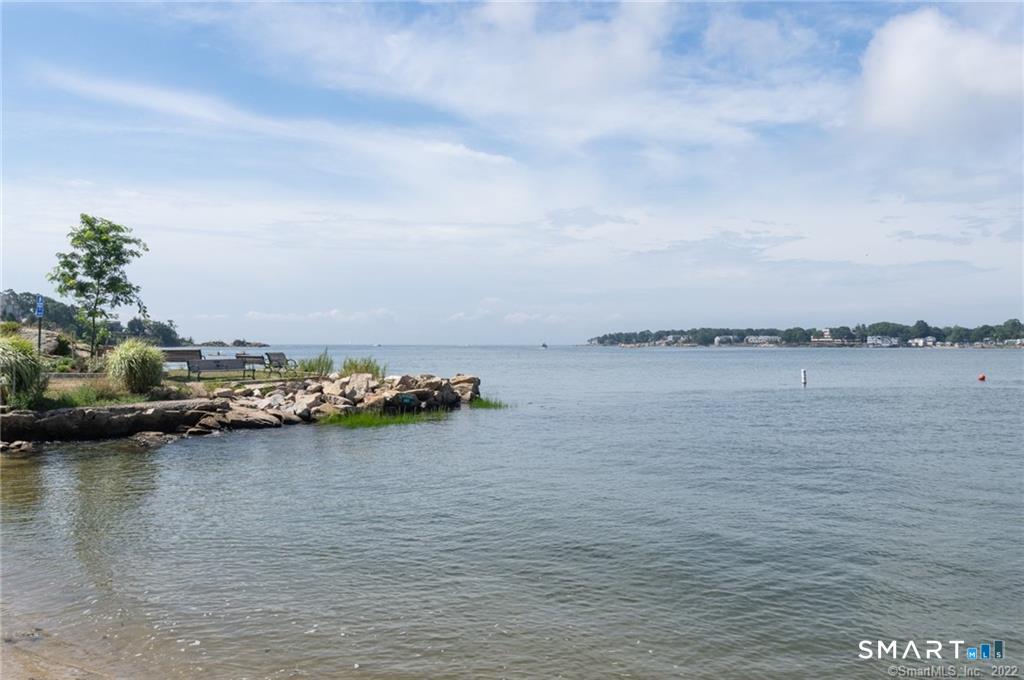 5 Mariners Way Branford CT 06405