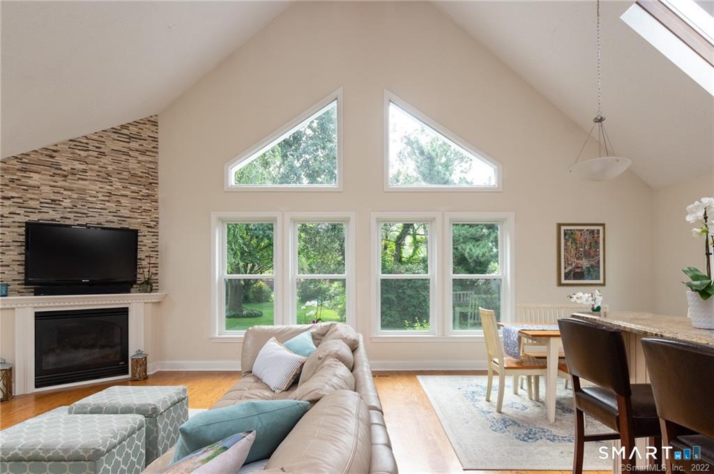 5 Mariners Way Branford CT 06405