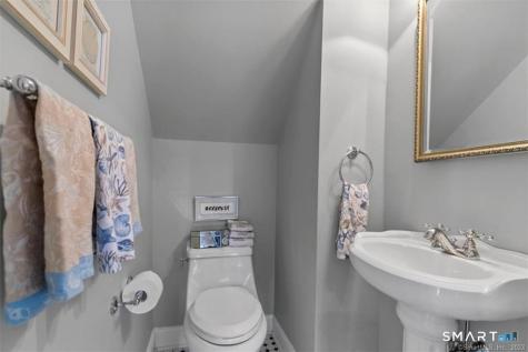 17 Marshall Avenue Guilford CT 06437
