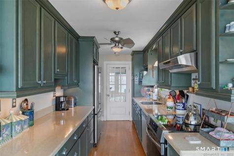 17 Marshall Avenue Guilford CT 06437