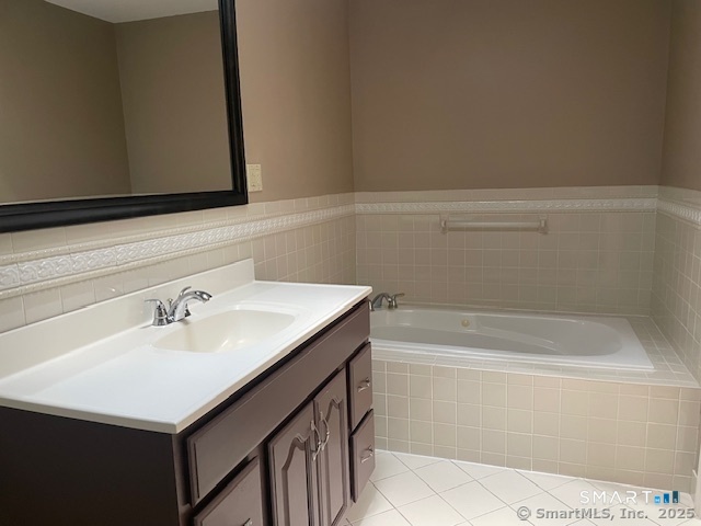 23 Marlen Drive North Haven CT 06473