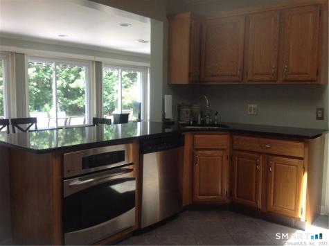 23 Marlen Drive North Haven CT 06473