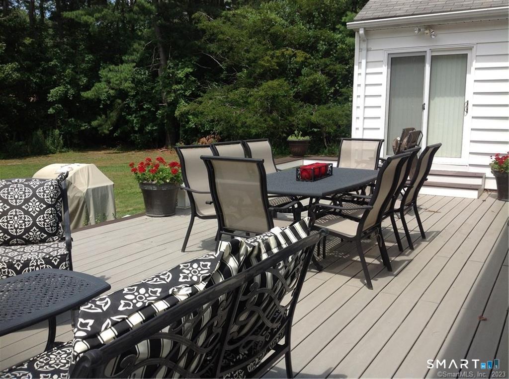 23 Marlen Drive North Haven CT 06473